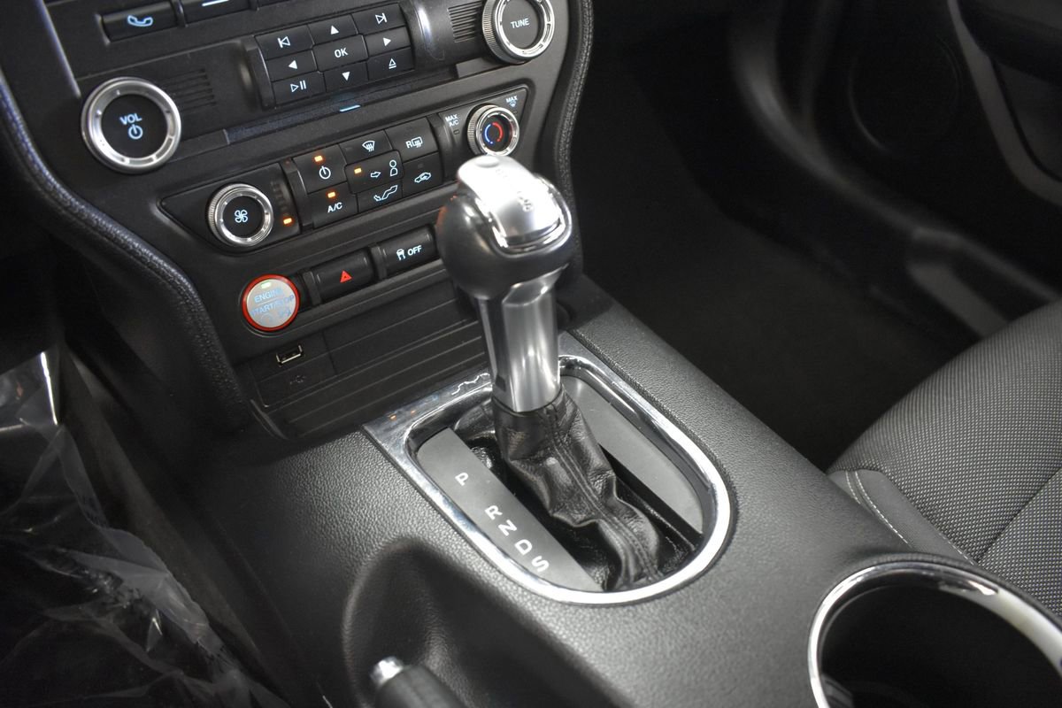 Used 2017 Ford Mustang Coupe image 22