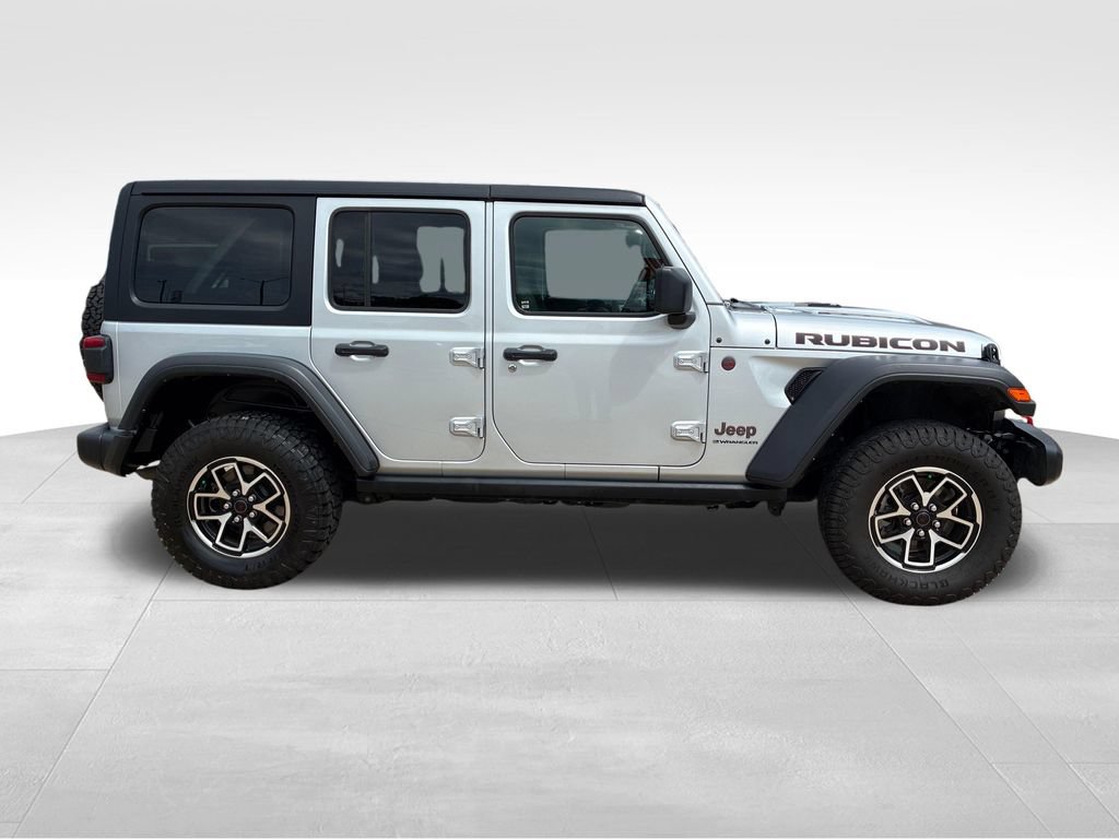 Used 2024 Jeep Wrangler Unlimited Rubicon AWD/4WD image 7