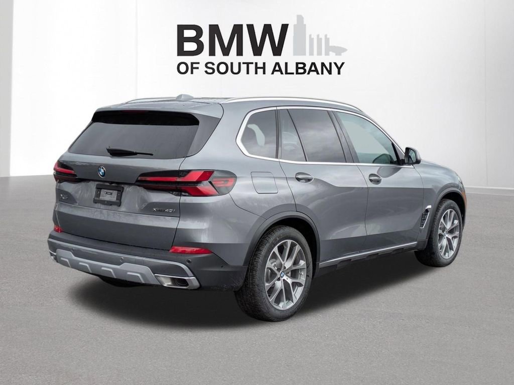 New 2026 BMW X5 xDrive40i w/ Climate Comfort Package image 4