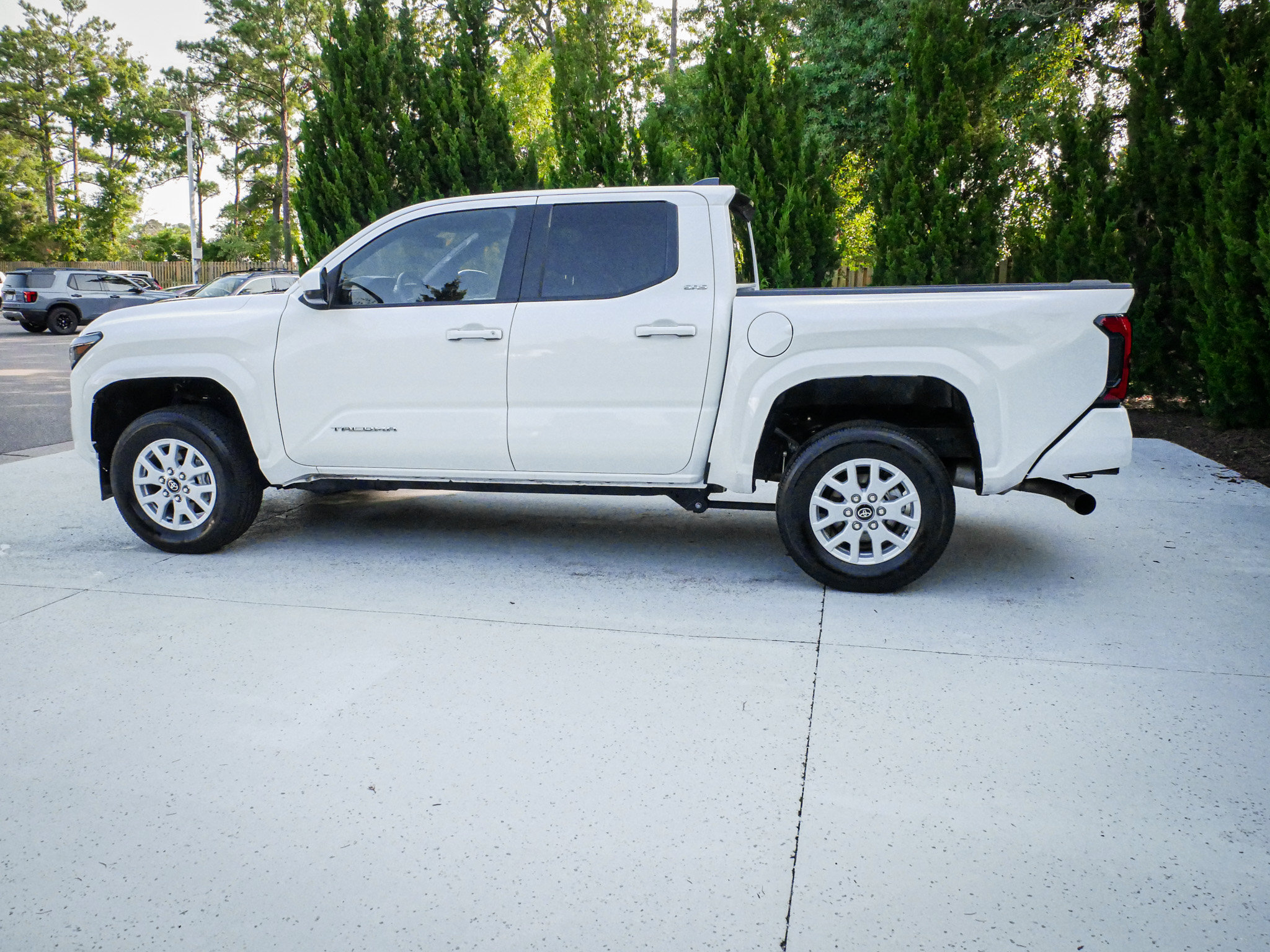 Used 2026 Toyota Tacoma SR5 RWD image 7