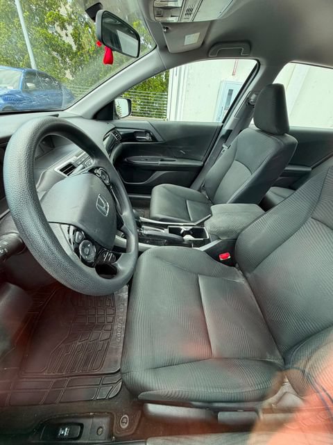 Used 2017 Honda Accord LX image 13