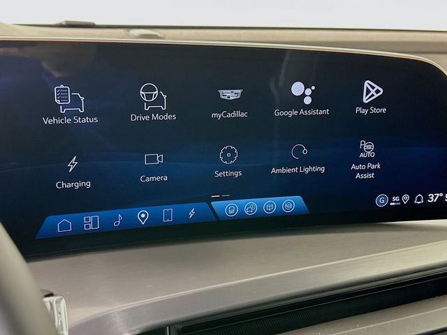 New 2026 Cadillac Vistiq Platinum image 8