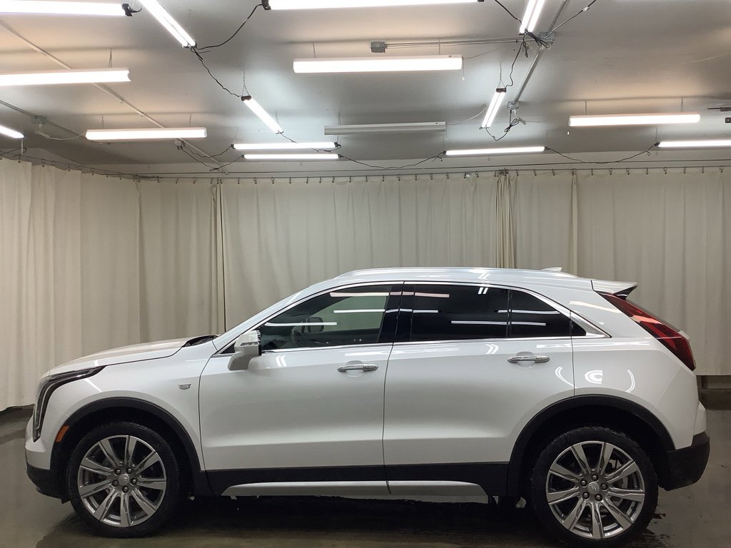 Used 2023 Cadillac XT4 Premium Luxury image 10