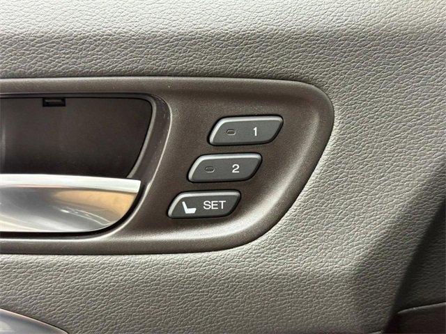 Used 2020 Acura MDX SH-AWD w/ Technology Package image 14