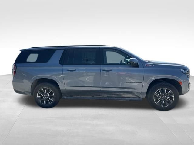 Used 2022 Chevrolet Suburban Z71 w/ Luxury Package image 6
