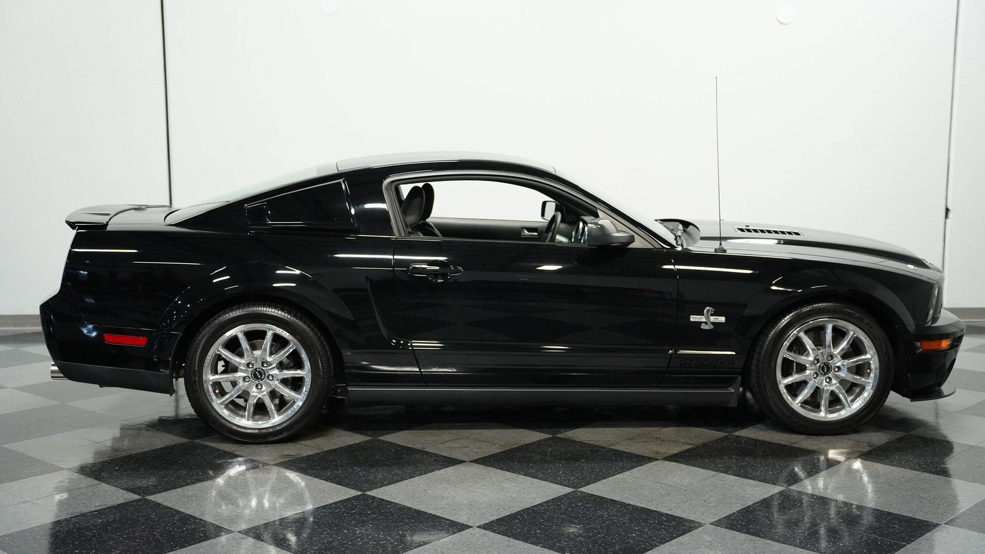 Used 2008 Ford Mustang Shelby GT500 image 12