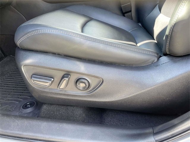 Used 2023 Toyota RAV4 Limited image 21