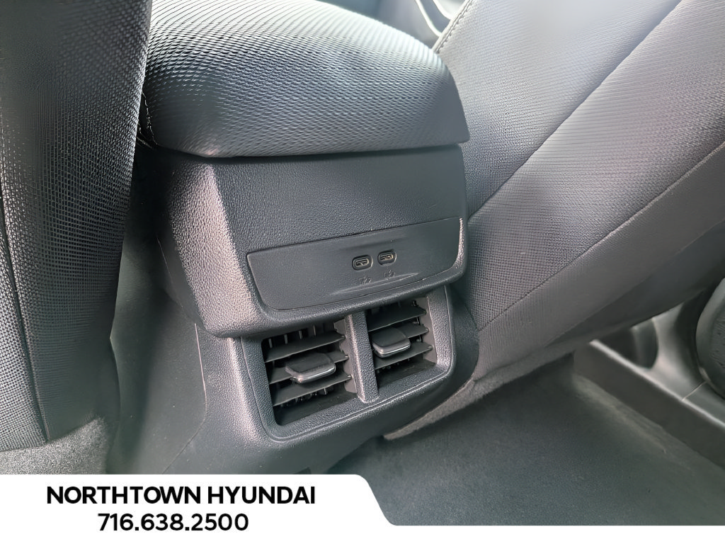 Used 2025 Chevrolet Equinox LT w/ Safety and Technology Package AWD/4WD image 31