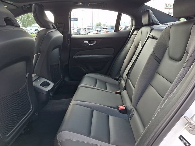 Certified 2024 Volvo S60 B5 Plus w/ Climate Package AWD/4WD image 10