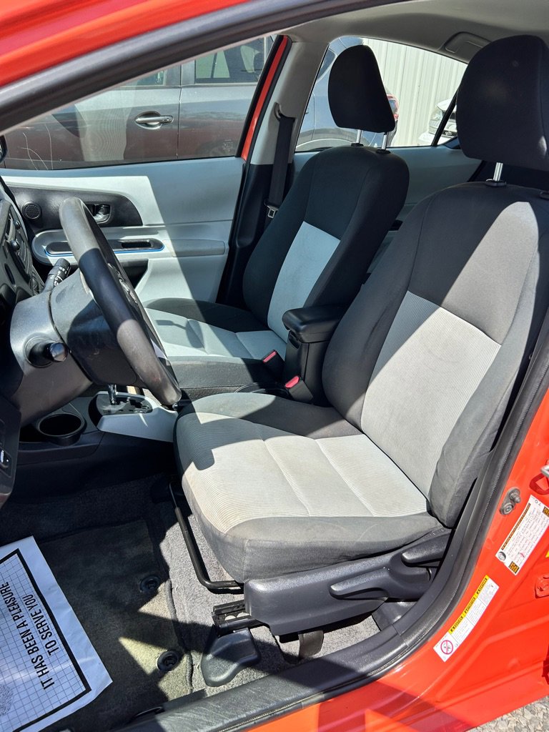 Used 2012 Toyota Prius C Two FWD image 7