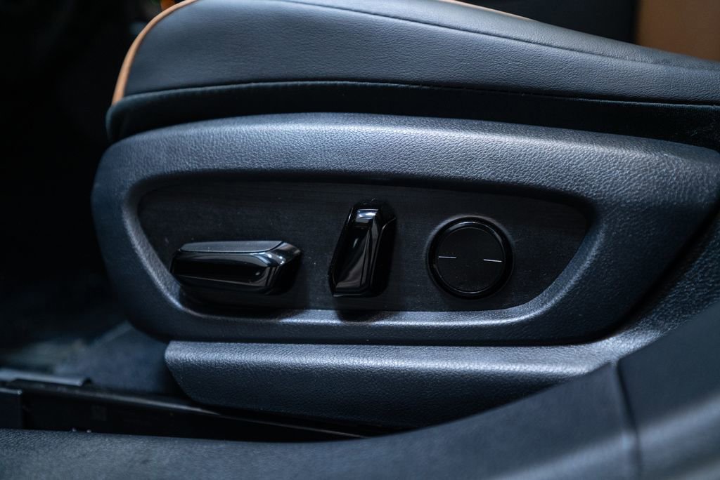 Used 2023 Lexus ES 350 w/ Premium Package image 25