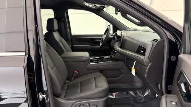 New 2026 Chevrolet Tahoe LT w/ Comfort Package AWD/4WD image 25