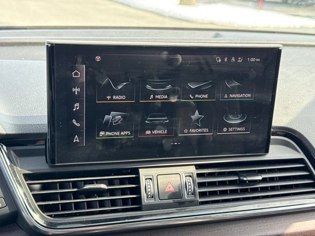 Used 2023 Audi Q5 2.0T Premium w/ Convenience Package image 23