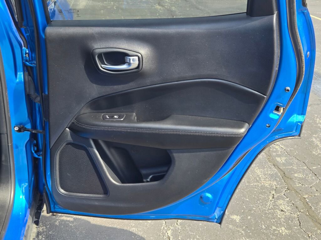 Used 2019 Jeep Compass Altitude image 10