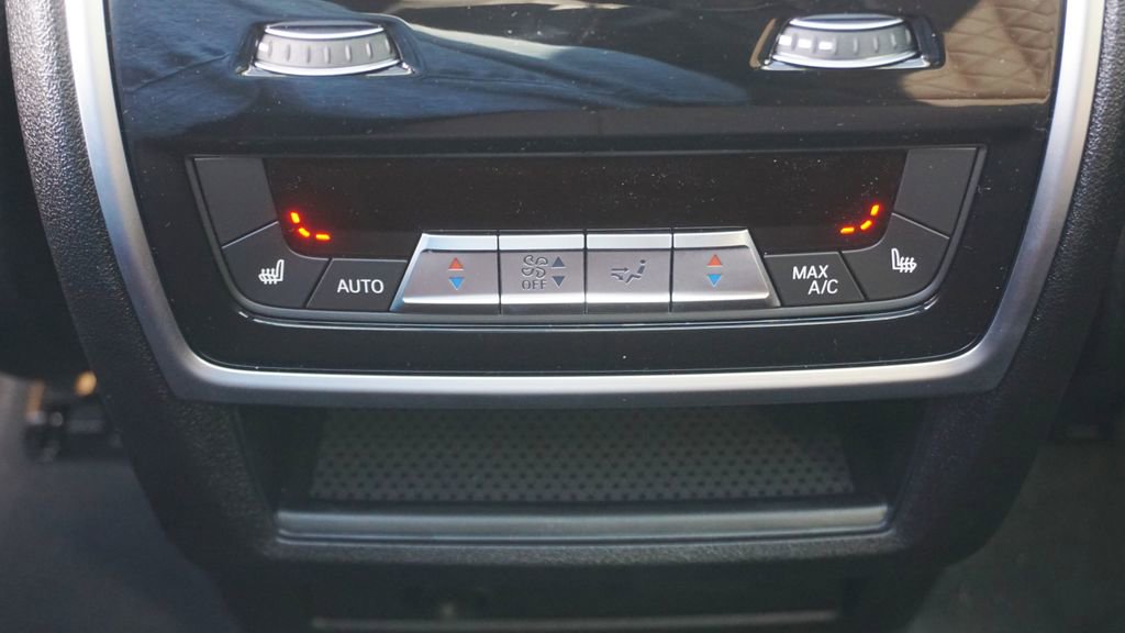 New 2026 BMW X5 xDrive50e image 15