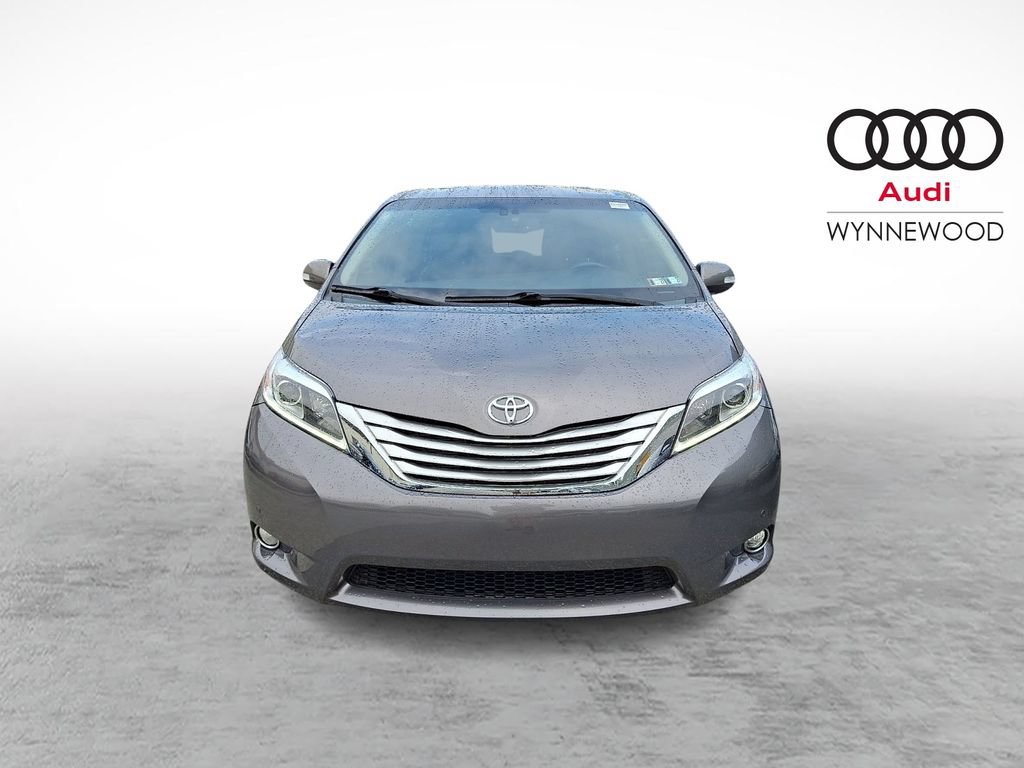 Used 2015 Toyota Sienna Limited Premium FWD image 2