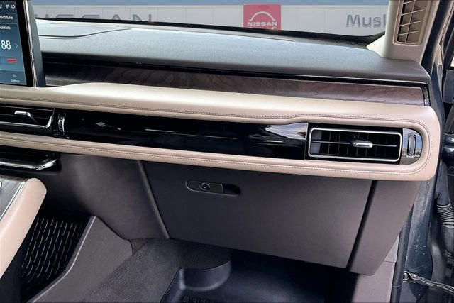 Used 2022 Lincoln Aviator Grand Touring w/ Equipment Group 301A image 23