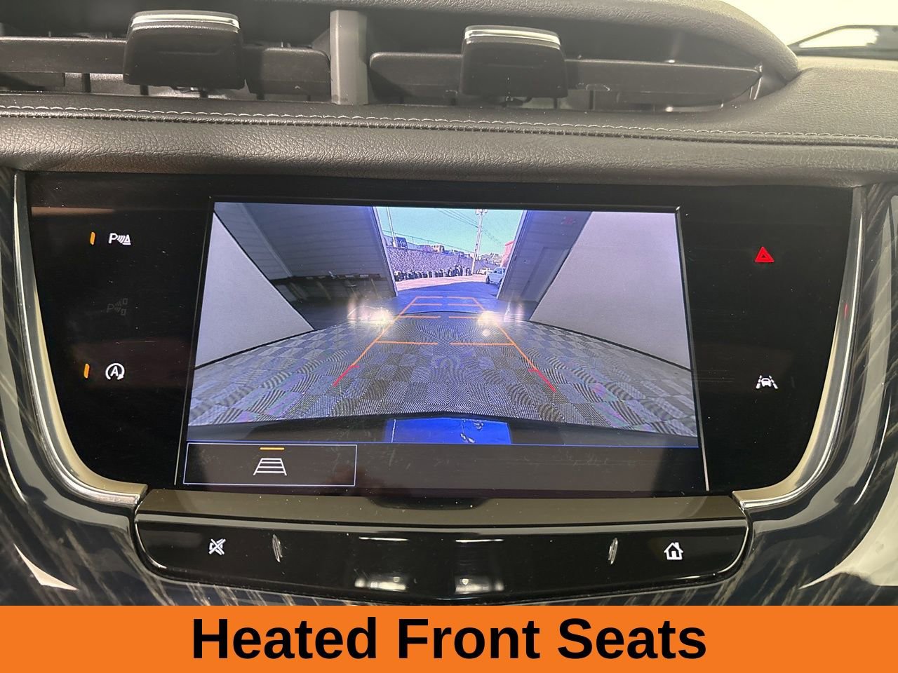 Used 2025 Cadillac XT6 Premium Luxury image 15