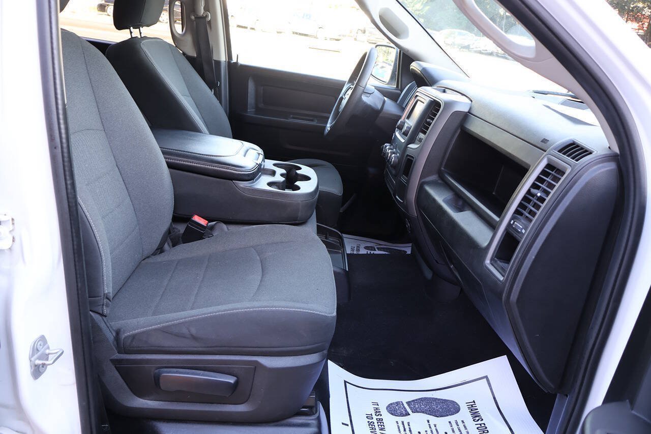 Used 2022 RAM 1500 Tradesman w/ Tradesman SXT Package AWD/4WD image 22