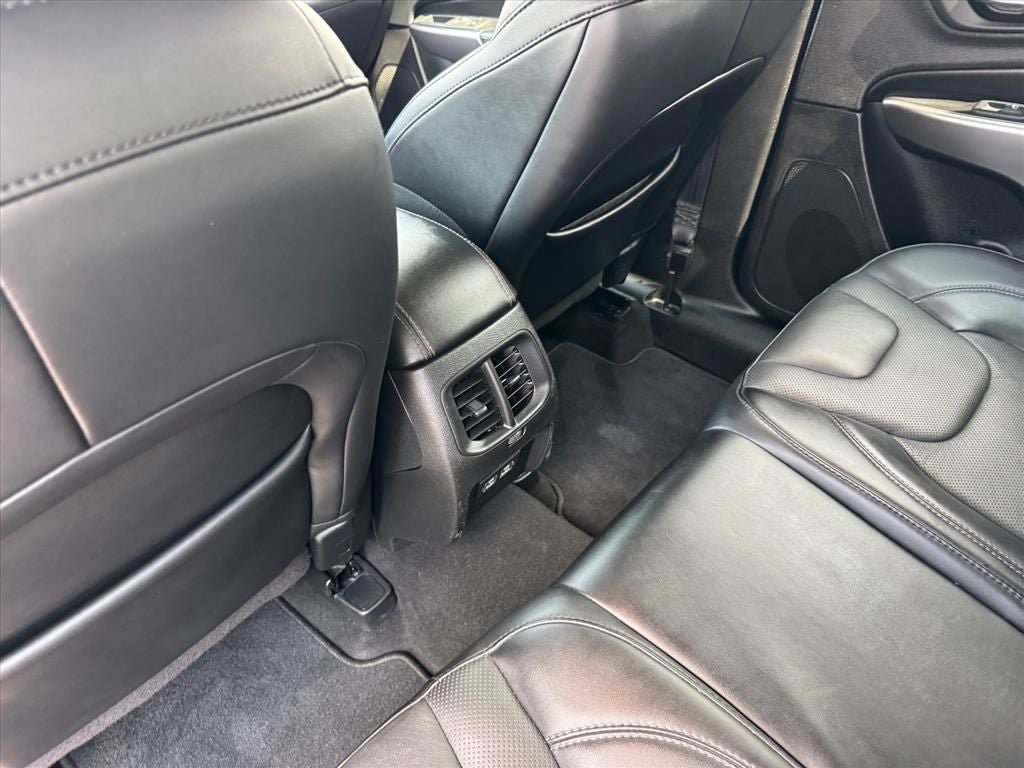 Used 2021 Jeep Cherokee Latitude Lux AWD/4WD image 15
