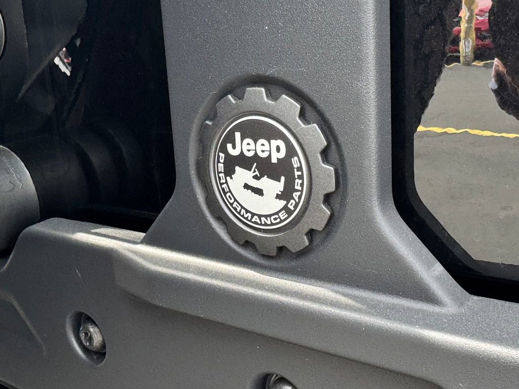 New 2026 Jeep Wrangler Unlimited Rubicon w/ Xtreme 35 Tire Package AWD/4WD image 10