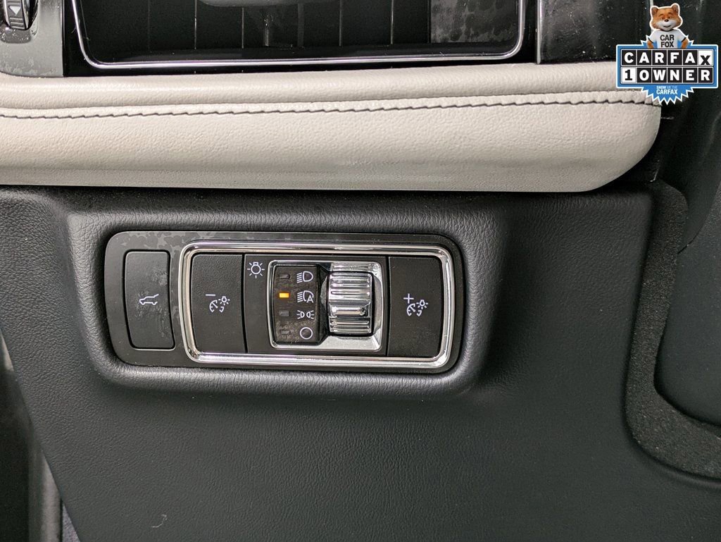Certified 2025 Lincoln Aviator AWD image 20
