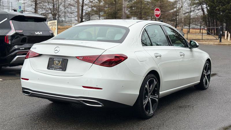 Used 2024 Mercedes-Benz C 300 Sedan image 5
