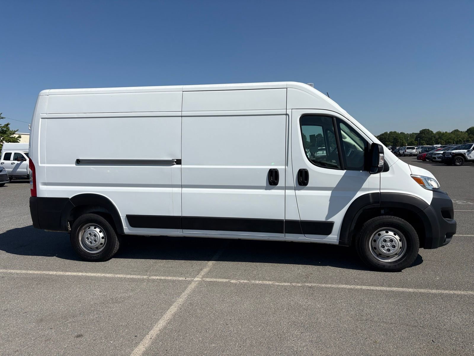 Used 2023 RAM ProMaster 2500 w/ Interior LED Lighting Group FWD image 2