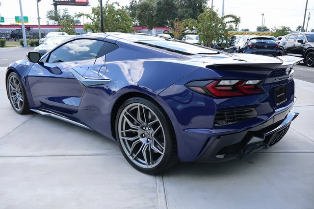 Used 2025 Chevrolet Corvette Z06 image 6