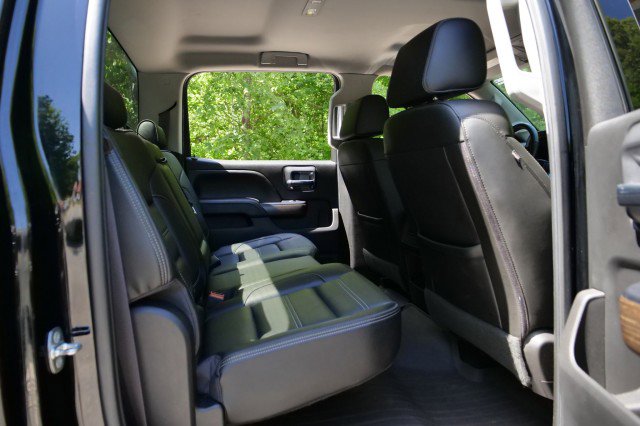Used 2017 GMC Sierra 2500 Denali w/ Duramax Plus Package image 30