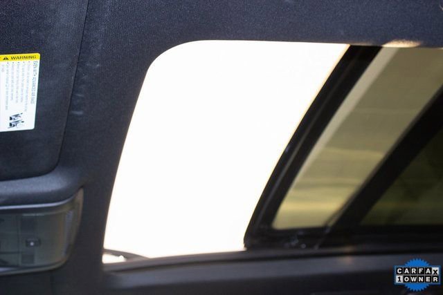 Used 2025 Cadillac XT6 Premium Luxury image 21