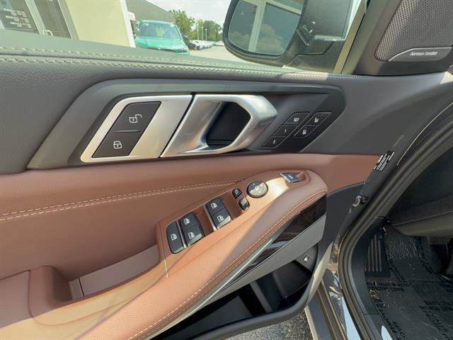 New 2026 BMW X5 xDrive50e AWD/4WD image 9
