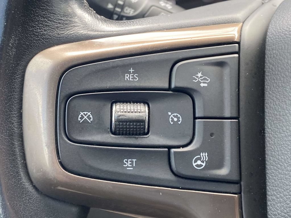 Used 2020 Chevrolet Silverado 2500 High Country w/ Technology Package AWD/4WD image 32