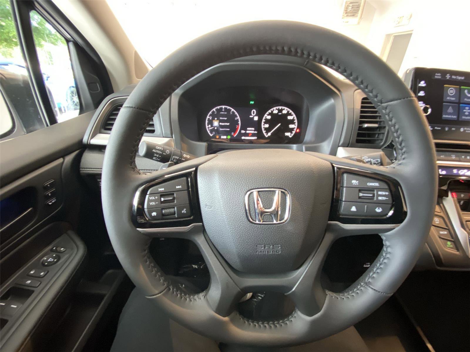 New 2025 Honda Odyssey EX-L image 11