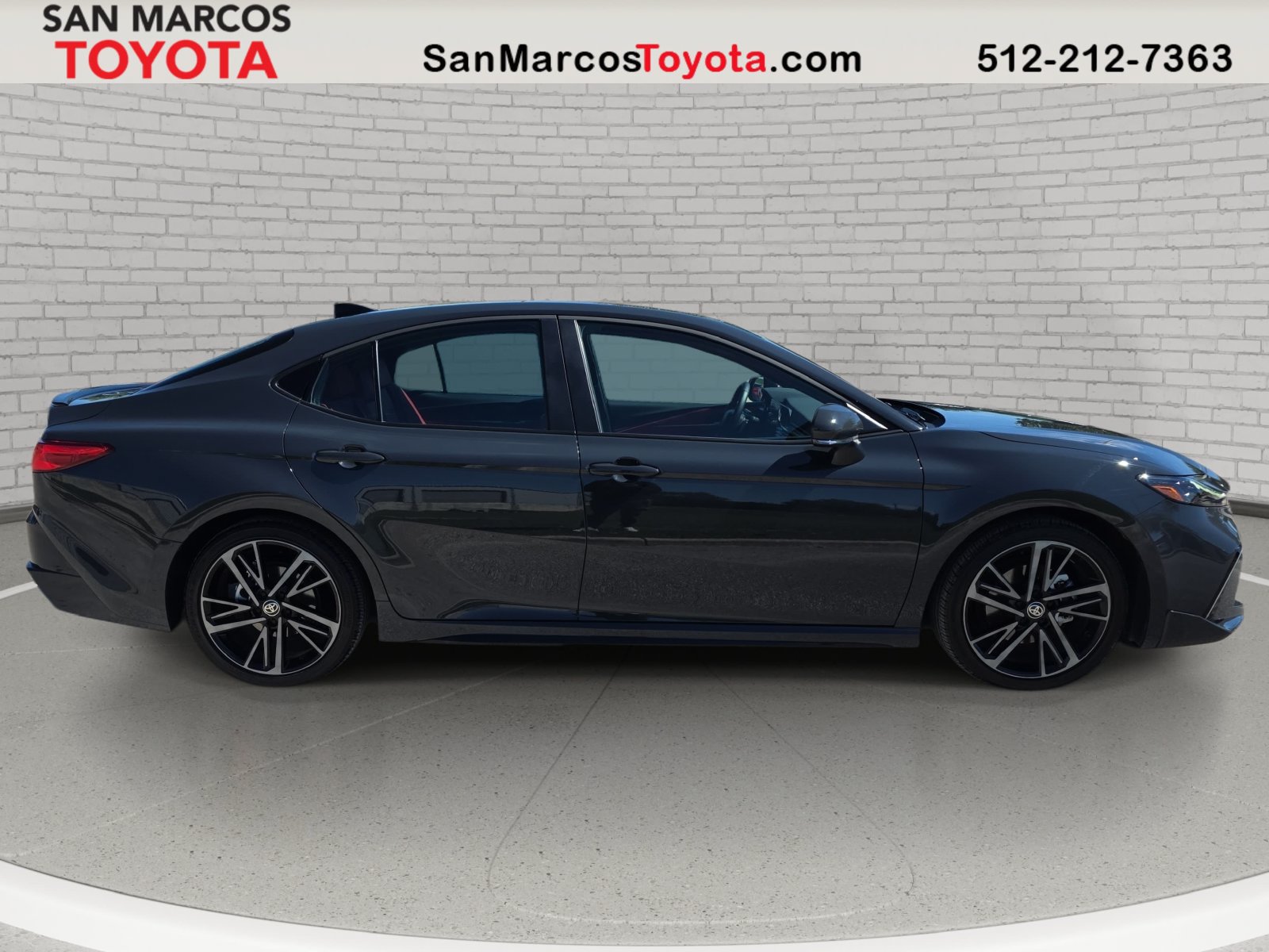 Used 2026 Toyota Camry XSE FWD image 5