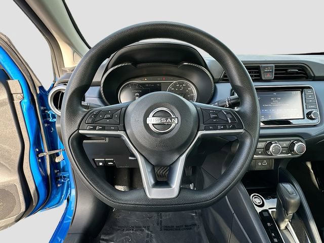 Used 2023 Nissan Versa SV image 10