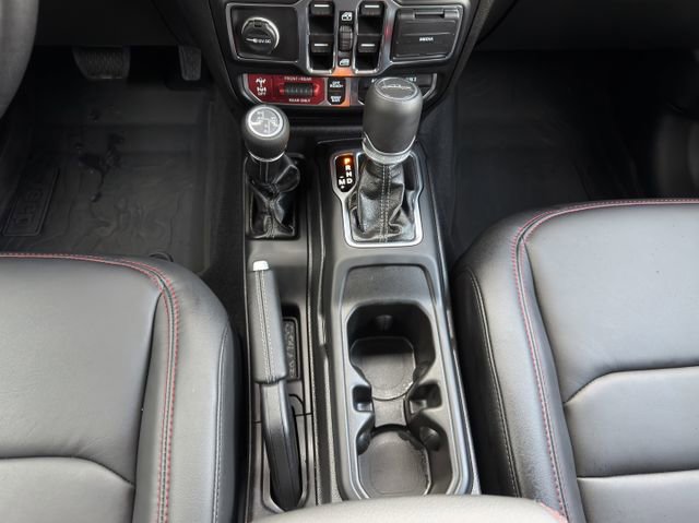 Used 2025 Jeep Gladiator Rubicon image 23