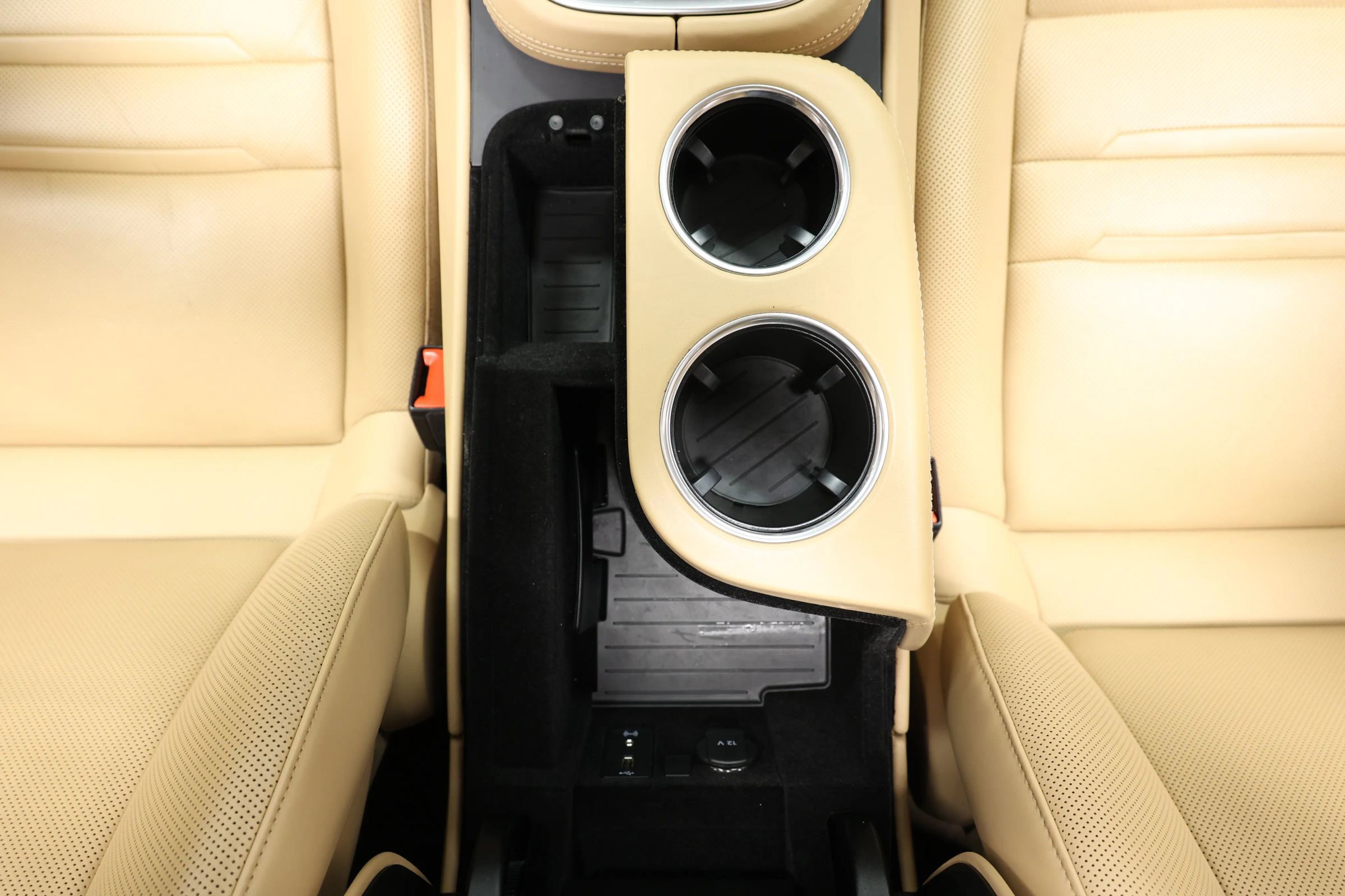 Used 2018 Porsche Panamera 4 Executive w/ Dark Walnut Interior Package image 47