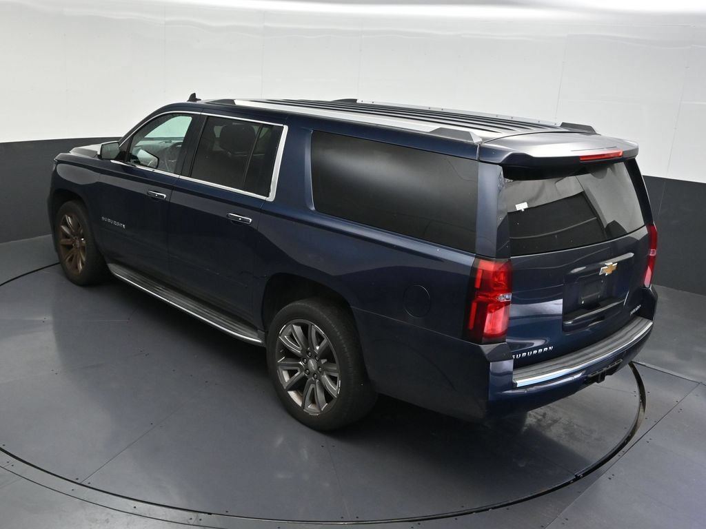 Used 2019 Chevrolet Suburban Premier RWD image 17