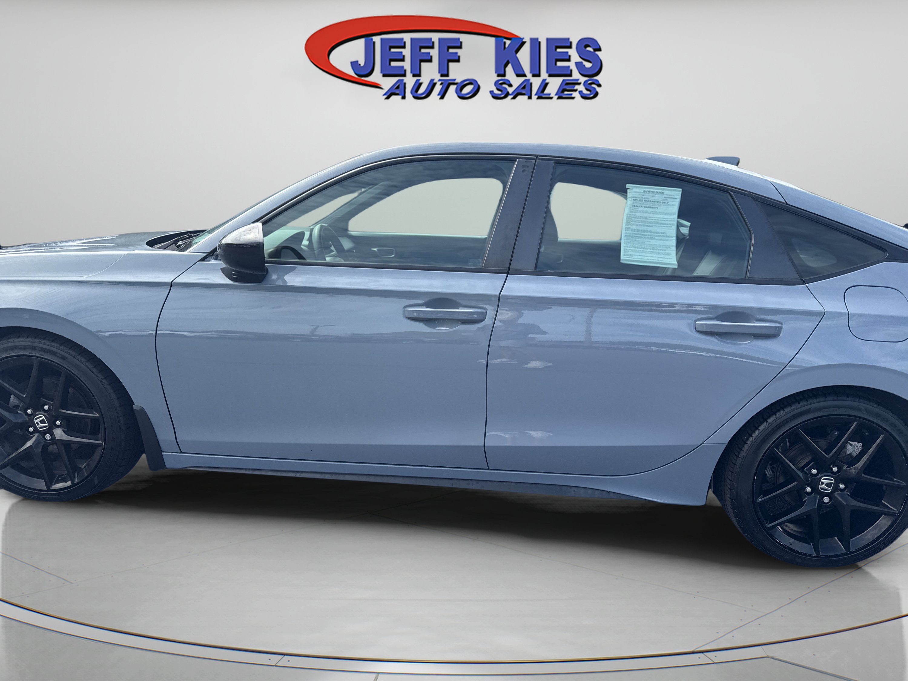 Used 2023 Honda Civic Sport image 8