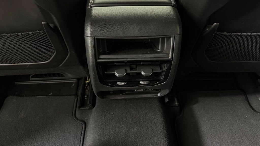 Used 2023 Jeep Grand Cherokee Altitude AWD/4WD image 29