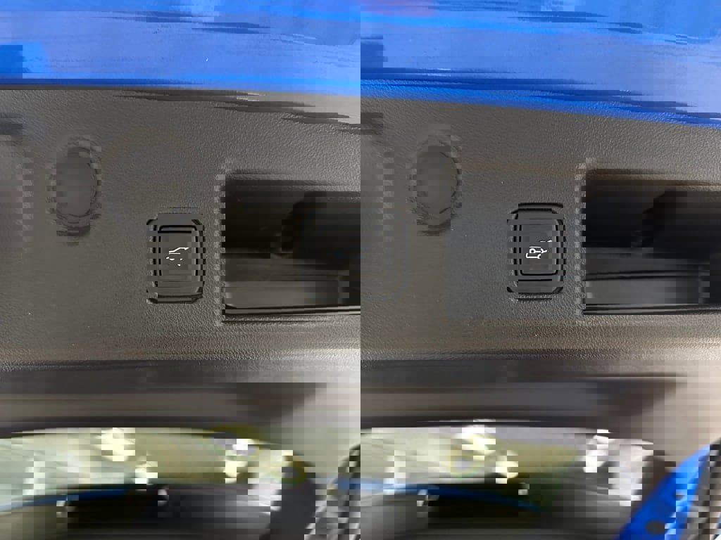 Certified 2024 Chevrolet Equinox LT w/ LPO, Floor Liner Package image 23