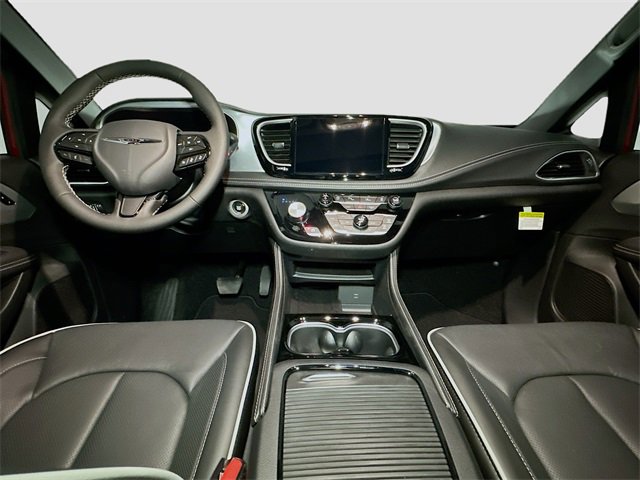 New 2026 Chrysler Pacifica Limited image 6
