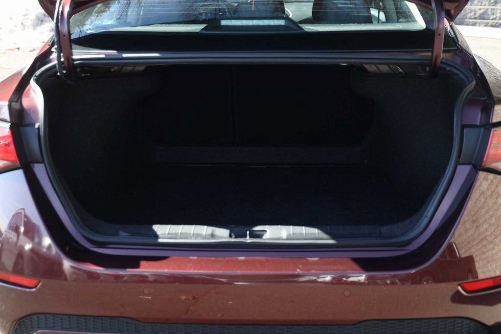 Used 2023 Nissan Sentra SV image 17