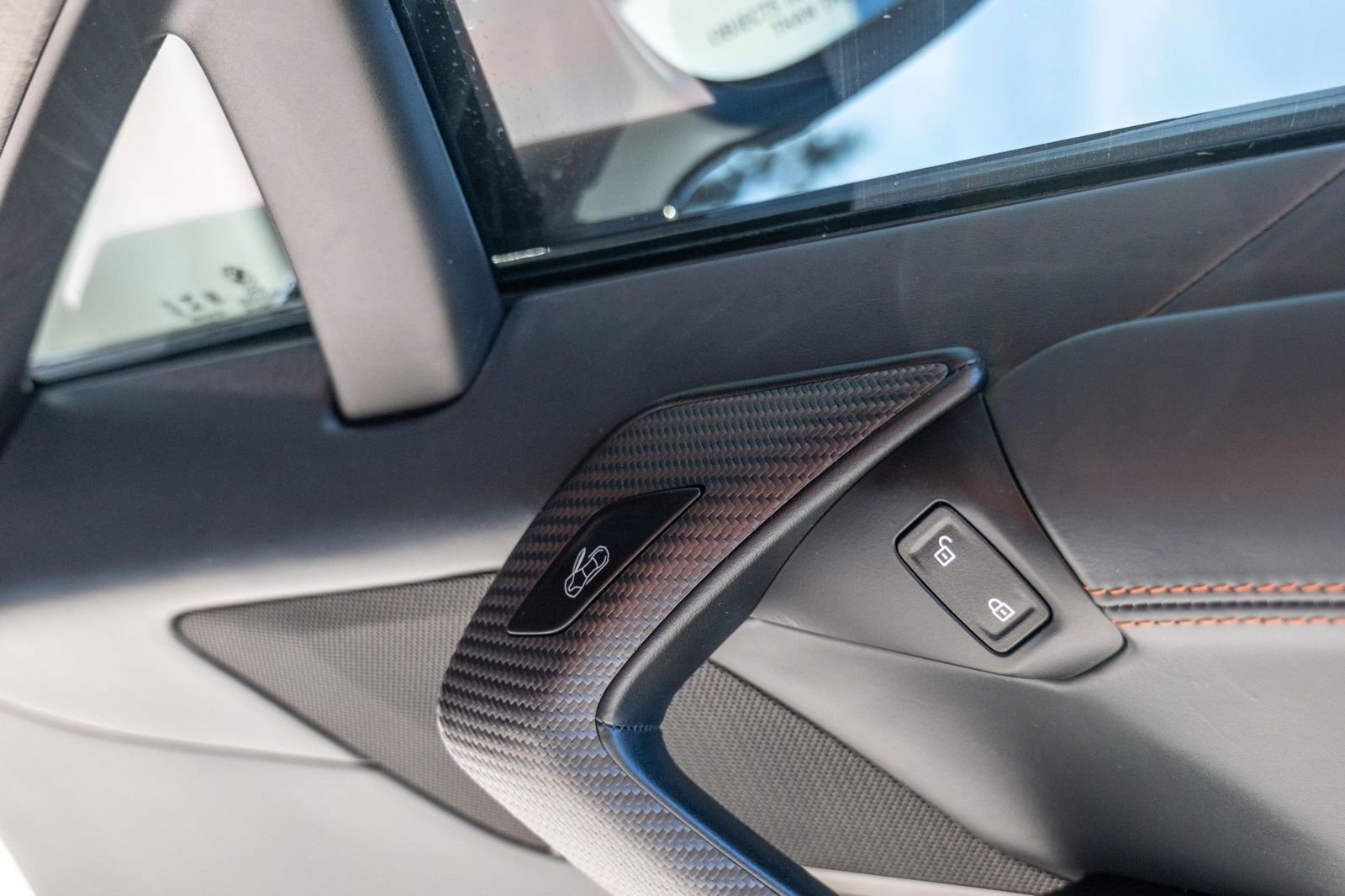 Used 2019 BMW i8 Roadster AWD/4WD image 56