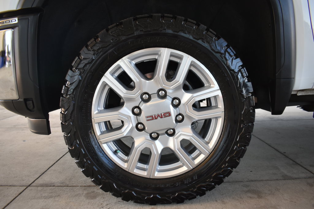 Used 2024 GMC Sierra 2500 SLT w/ SLT Premium Package AWD/4WD image 15