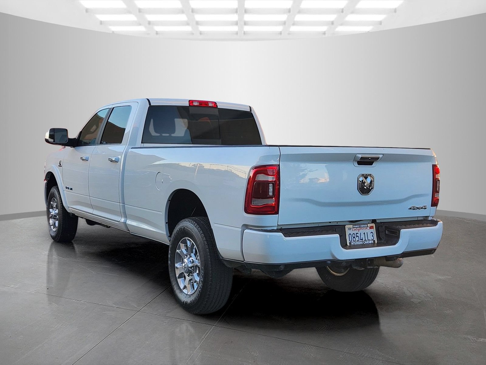 Used 2022 RAM 3500 Laramie AWD/4WD image 5