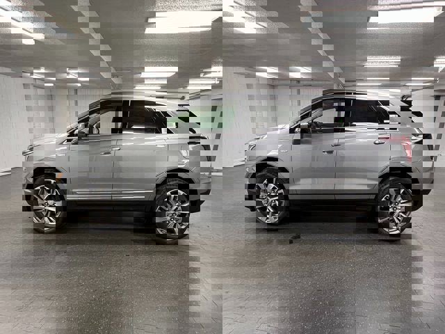 New 2025 Cadillac XT5 Premium Luxury image 2