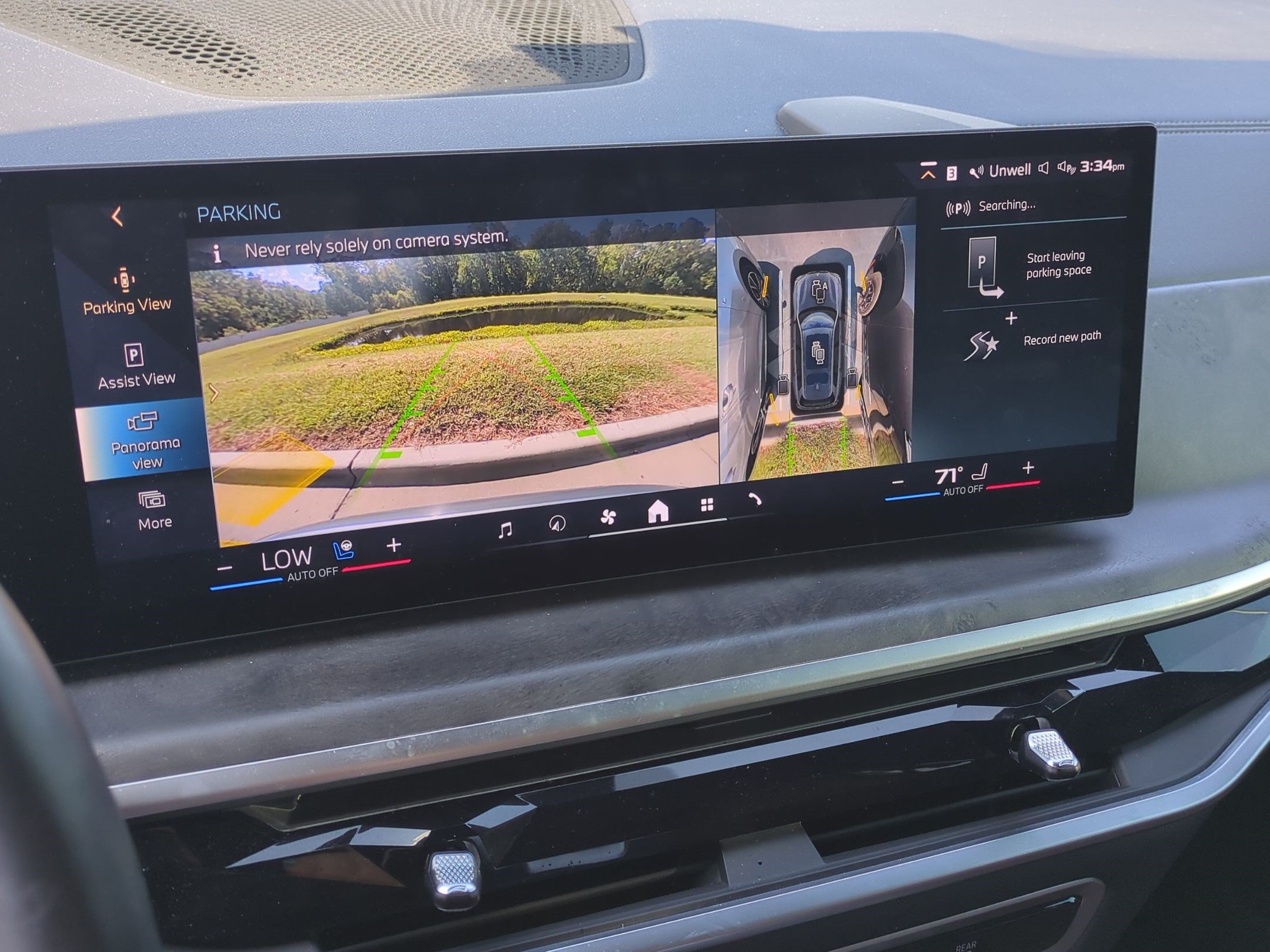 Certified 2024 BMW X7 M60i w/ Executive Package AWD/4WD image 25