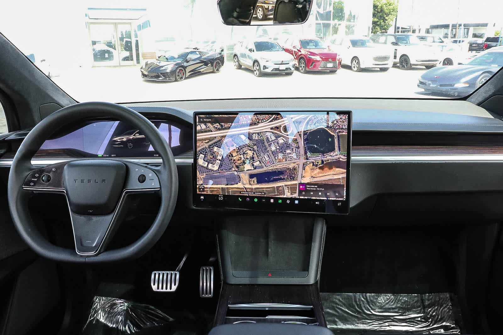 Used 2024 Tesla Model X AWD/4WD image 17